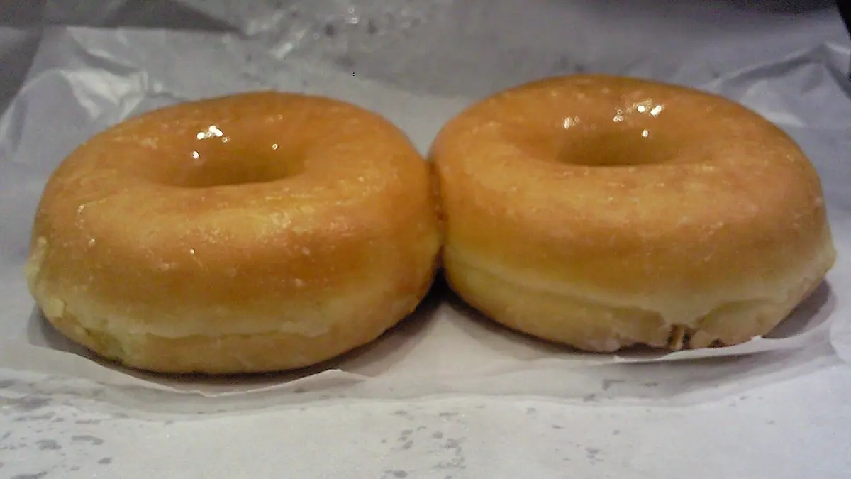 Doughnut Shop bakes